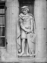 beeld_op_het_stadhuis_van_veere_mogelijk_wolfert_i_van_borsele.jpg