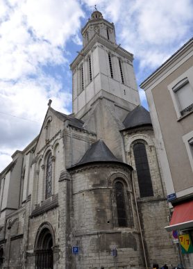 eglise_de_la_sainte_trinitee.jpg