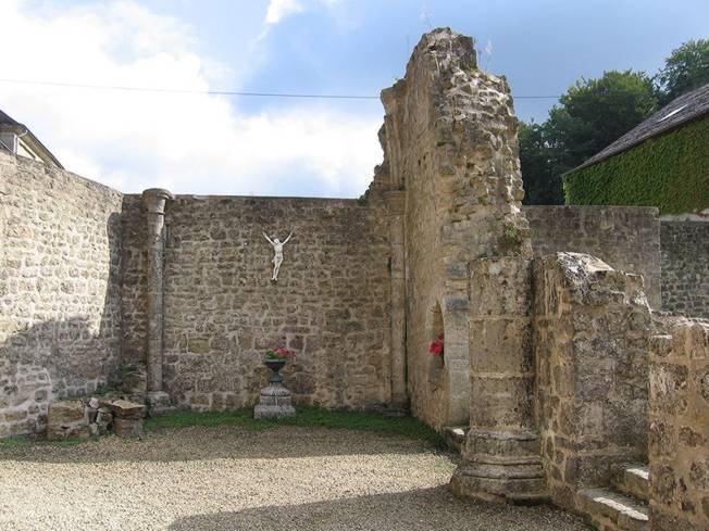 ruine_van_de_abdij_van_clairefontaine.jpg